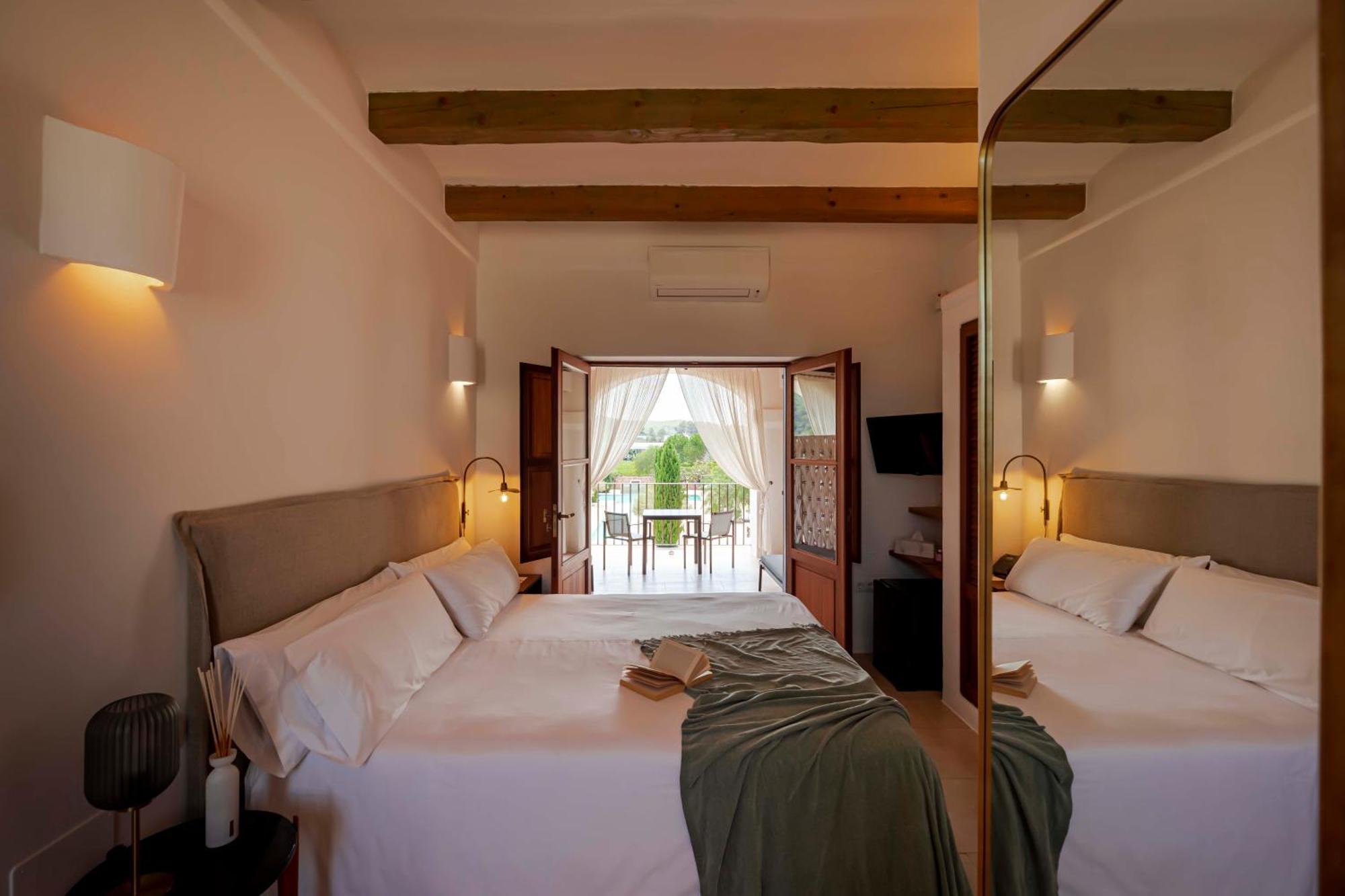 Ca Na Xica - Hotel & Spa (Adults Only) Сан-Мигель-де-Балан Экстерьер фото
